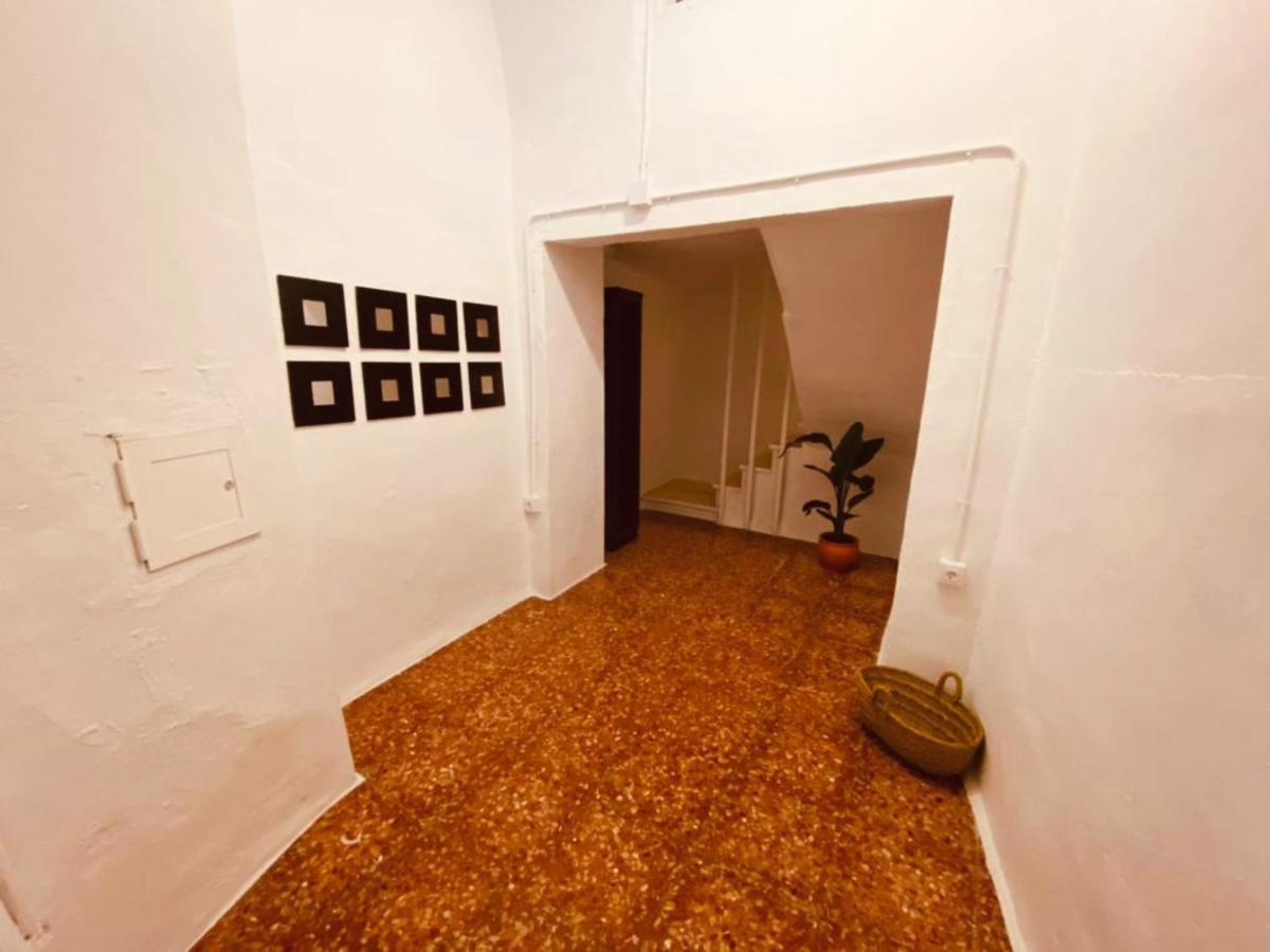 コルドバCasa En Plaza De La Corredera Con Balconアパートメント エクステリア 写真