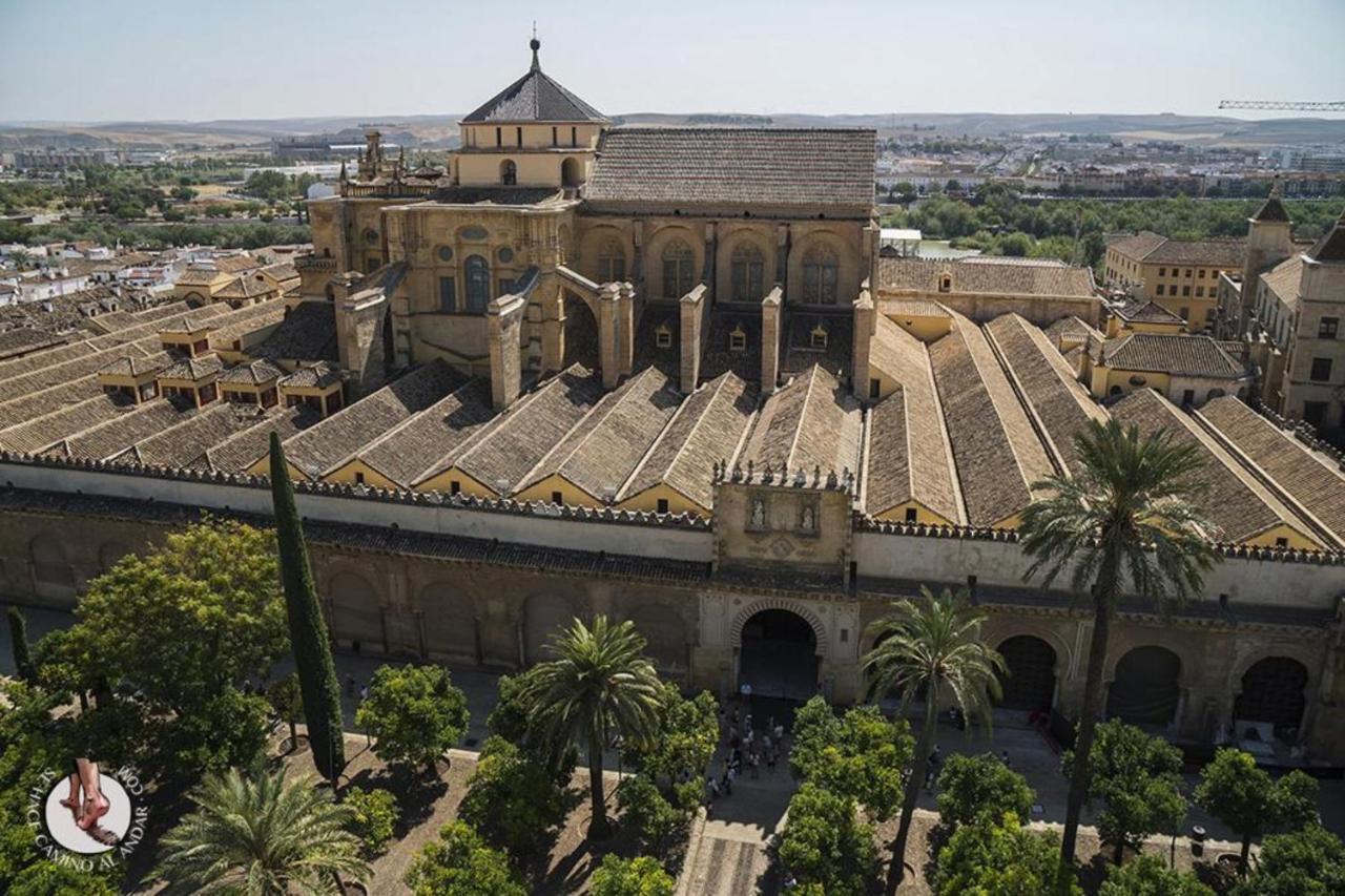 コルドバCasa En Plaza De La Corredera Con Balconアパートメント エクステリア 写真
