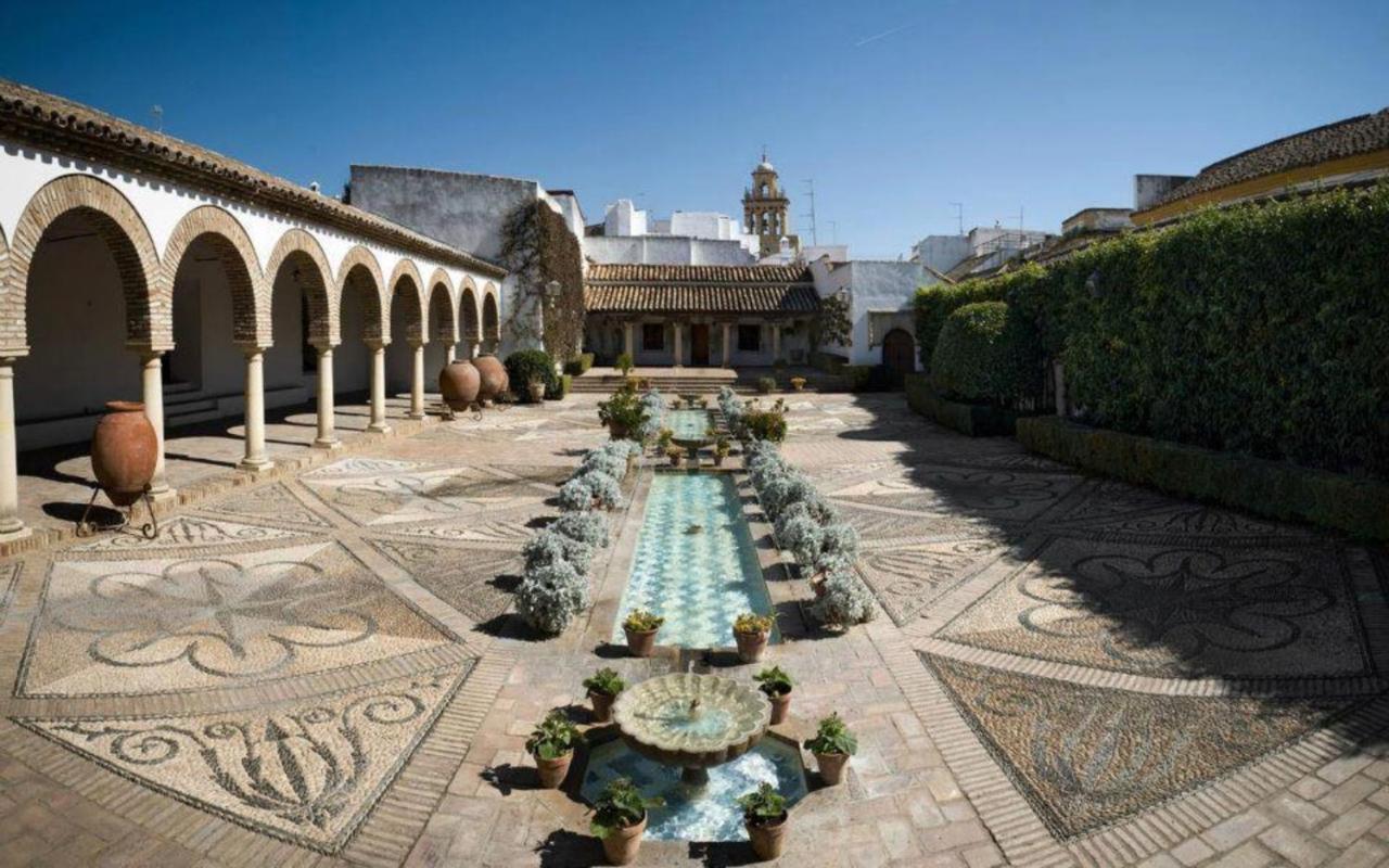 コルドバCasa En Plaza De La Corredera Con Balconアパートメント エクステリア 写真